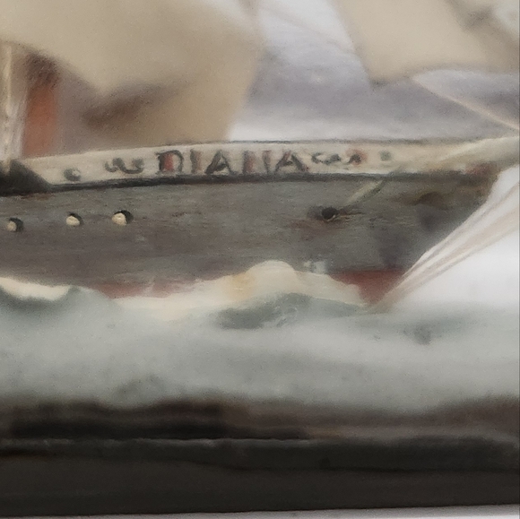 Vintage Ship in a Bottle 1840 British Whaling Ship "Diana" on Stand - Picture 8 of 11